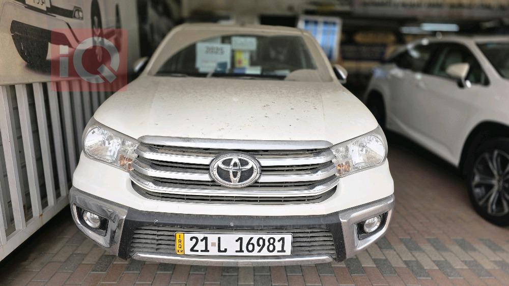 تويوتا هايلوكس